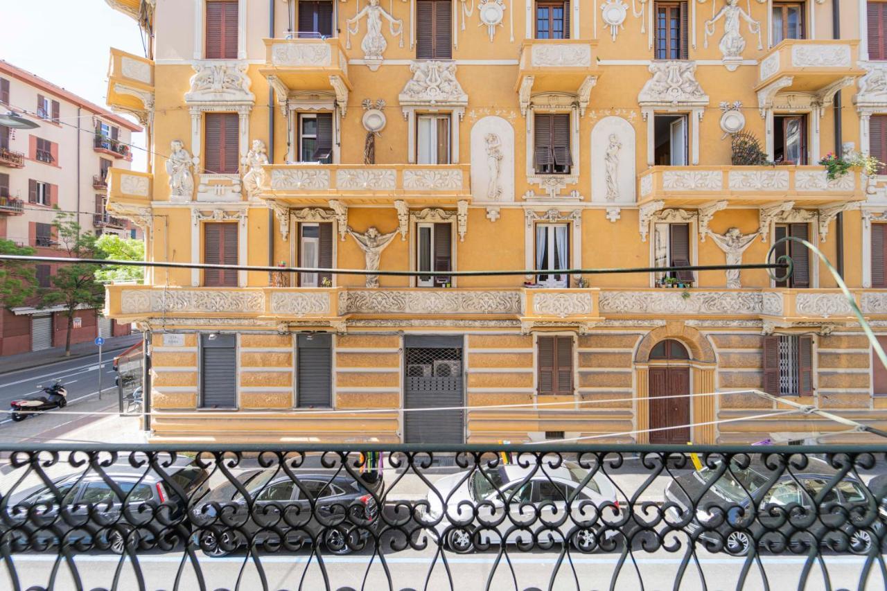 166 - Casa Mosaico, La Spezia Vicino Al Centro Citta Apartment Luaran gambar