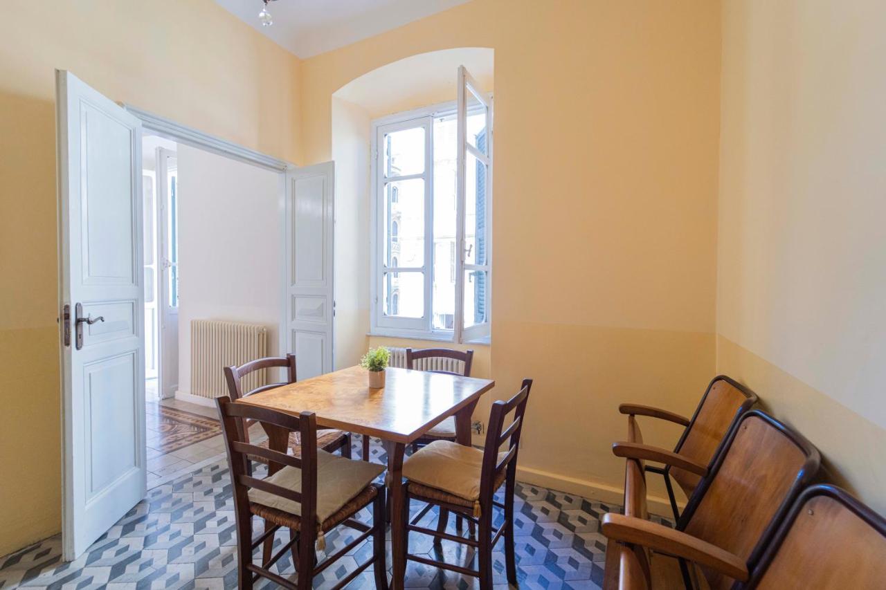 166 - Casa Mosaico, La Spezia Vicino Al Centro Citta Apartment Luaran gambar
