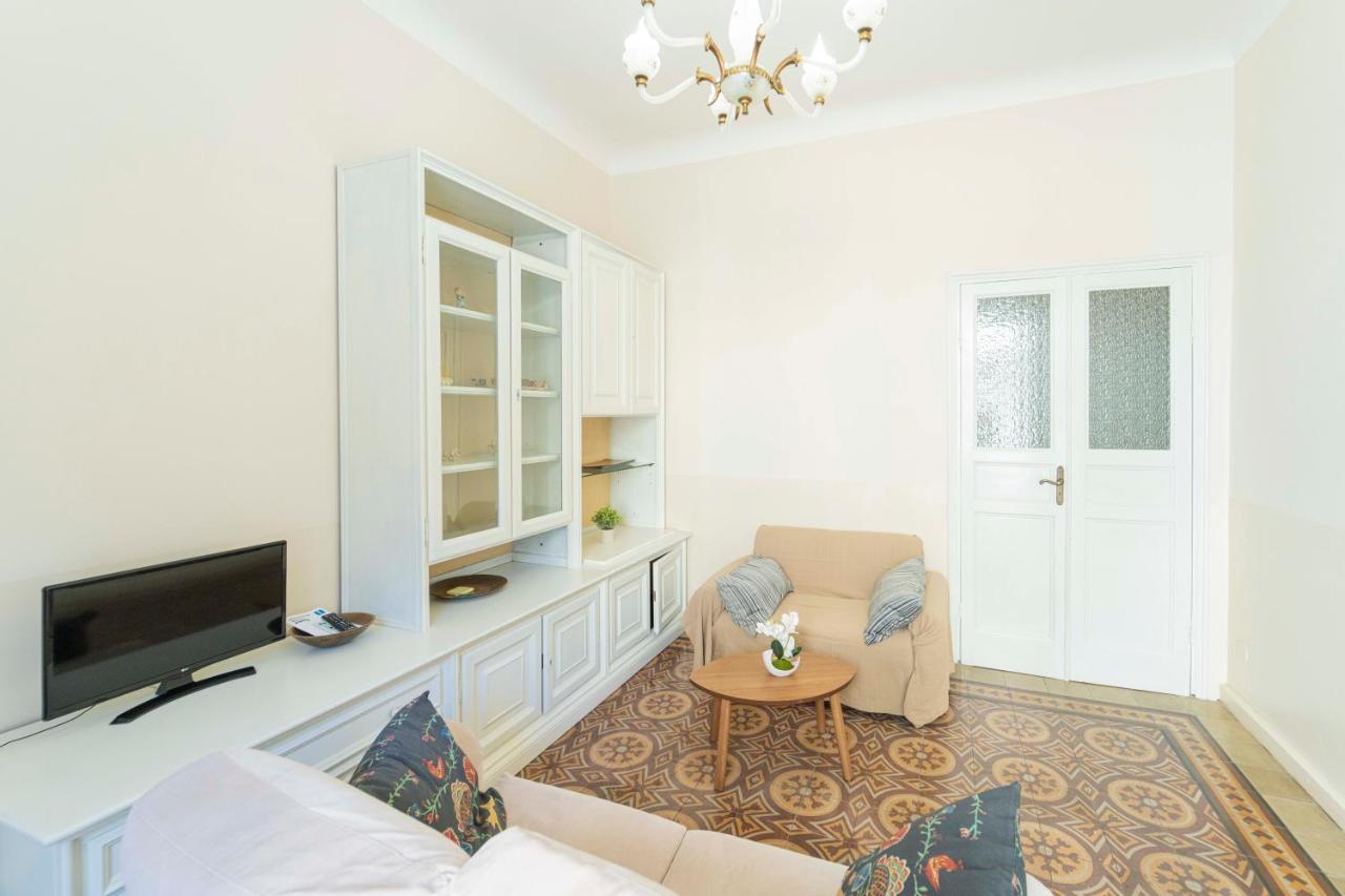 166 - Casa Mosaico, La Spezia Vicino Al Centro Citta Apartment Luaran gambar